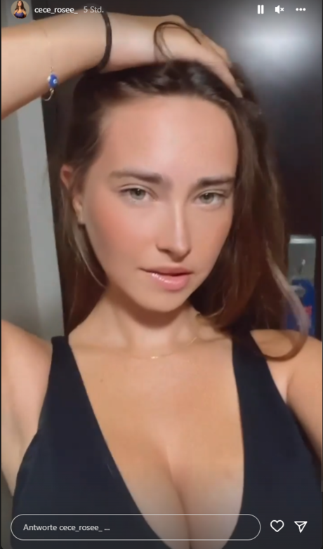 dripping wet pussy onlyfans art nude gallery