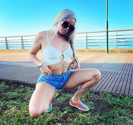 Pezones De Argentinas model beautiful photos