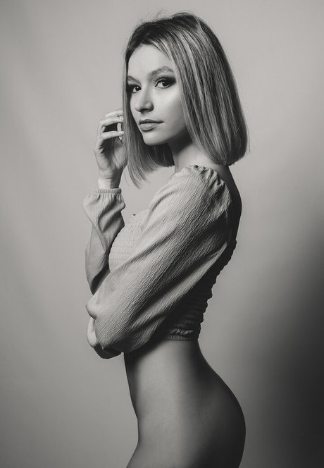 Ana Miranda sex pornstar photo