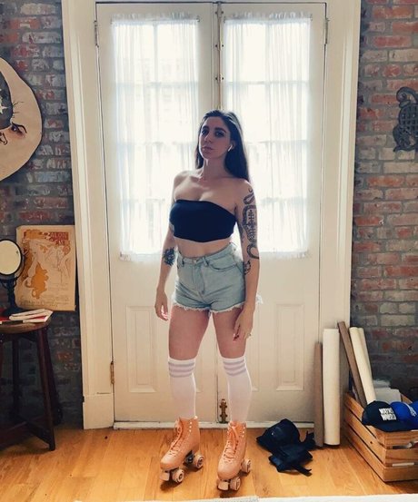 prettysadiereed star high quality galleries