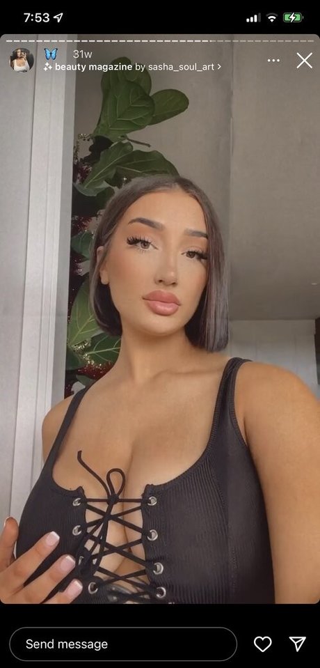 Carla Dior pornstar naked picture