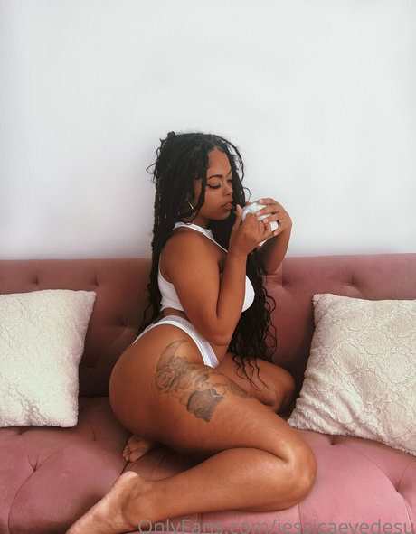 jessicaevedesu naked pornstar pictures