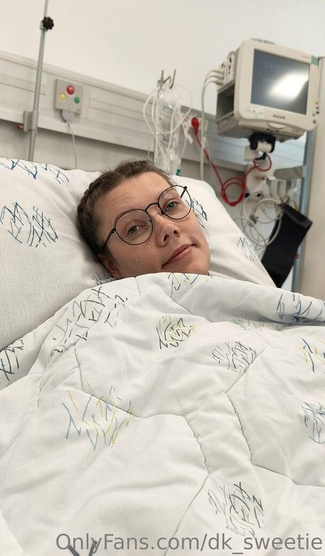 dk sweetie model beautiful pic