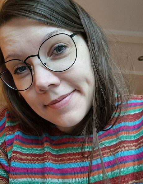 dk sweetie nude model photo