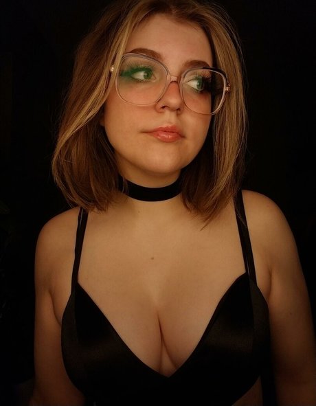 huge shemale onlyfans nude pics