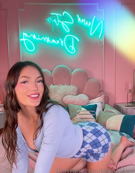 ktdavi3free free pornstar photo