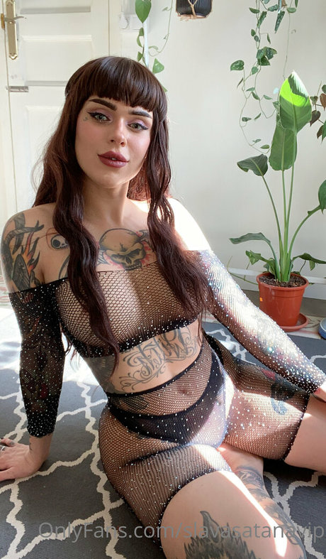 slavasatanavip high quality actress pic