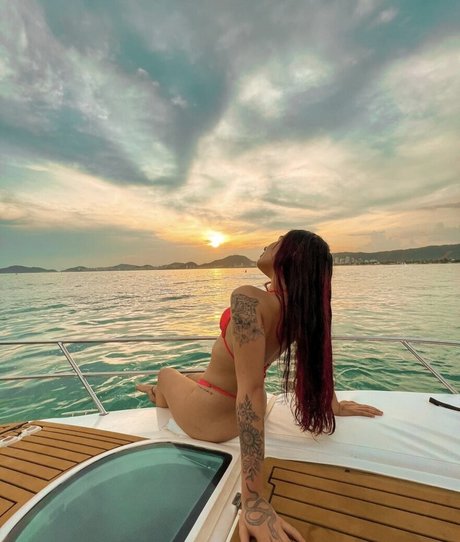 Lia Dumbra exclusive actress pictures