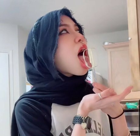 Notyourabg sex model photo