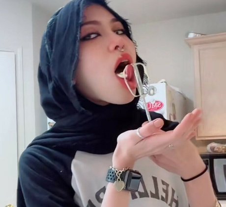 Notyourabg art model image