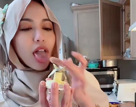 Notyourabg nice model photo