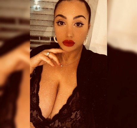 Alessia Barbarossa exclusive pornstar pictures