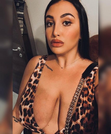 Alessia Barbarossa art model archive