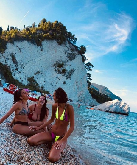 Alessia Barbarossa star pornographic photo