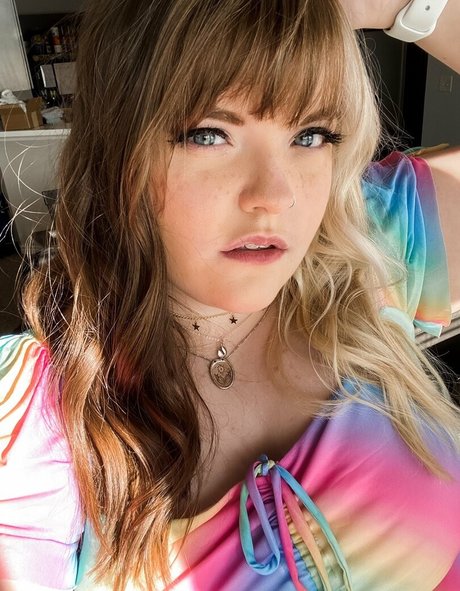 Meg Kaylee pornstar sexy pic