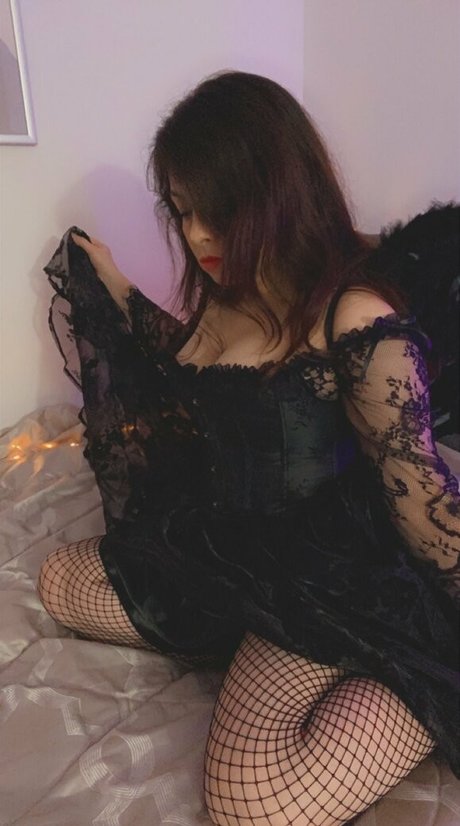 Pikafue model exclusive images