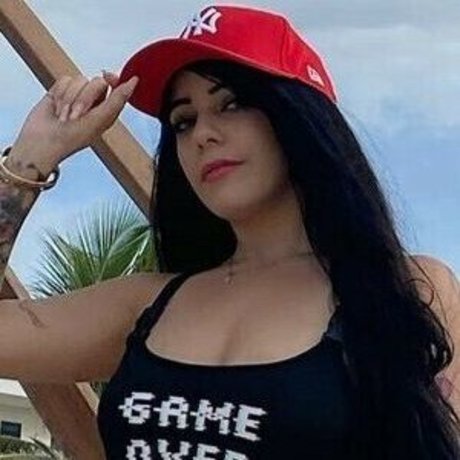 Raissa Gamazo model hot photo