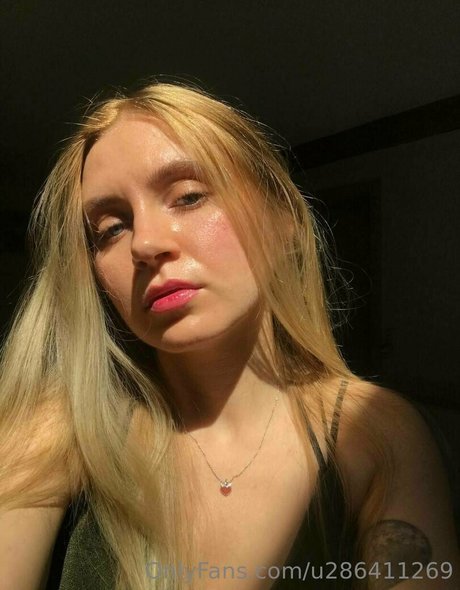 marry strawberry star exclusive photo