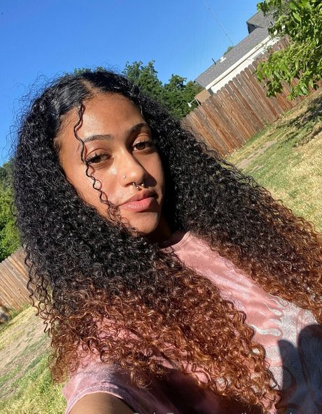 laylaybrat nude pornstar galleries