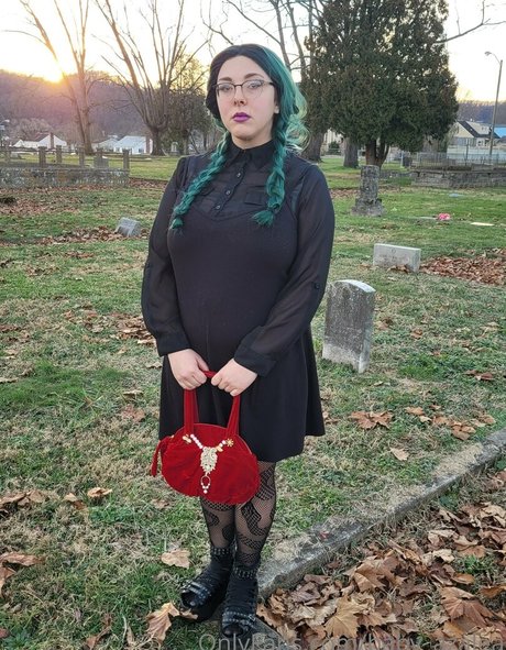 baby azalea sexy actress image