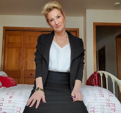 shy kitty xxx model pictures