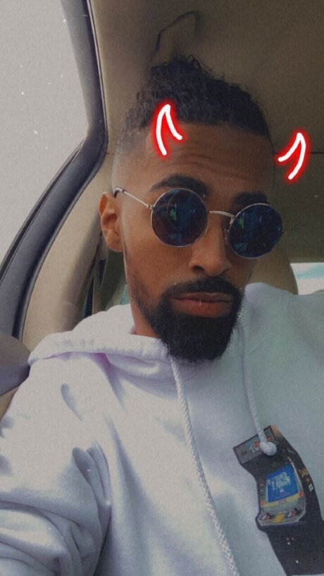 BigGilly_ nice model pic