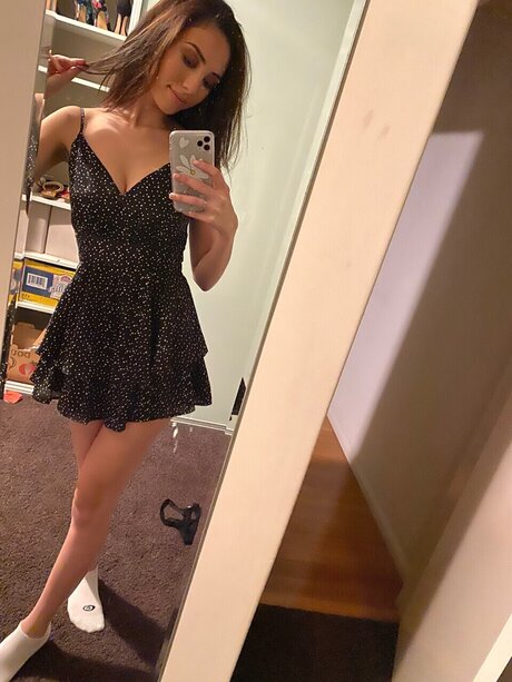 Amarabuns sexy actress pic