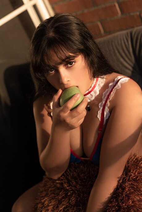 Evelyn_ sex model archive