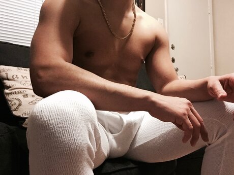 Drezo naked actress photos