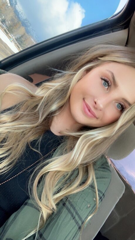 Taylor Wylie pornstar sex pics