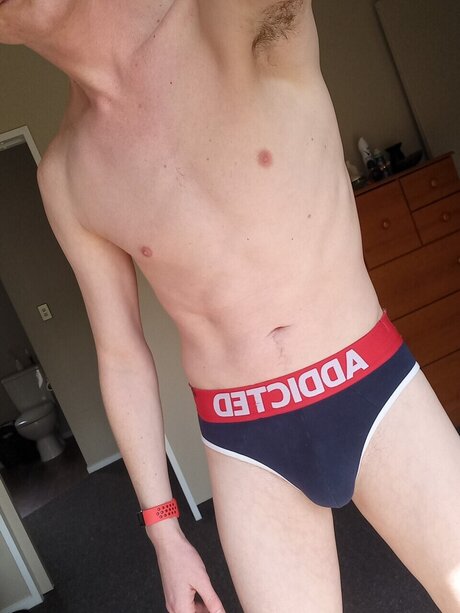 Twinkysmooth sexy pornstar img