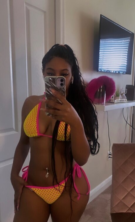 Jazzy Baby pretty pornstar image