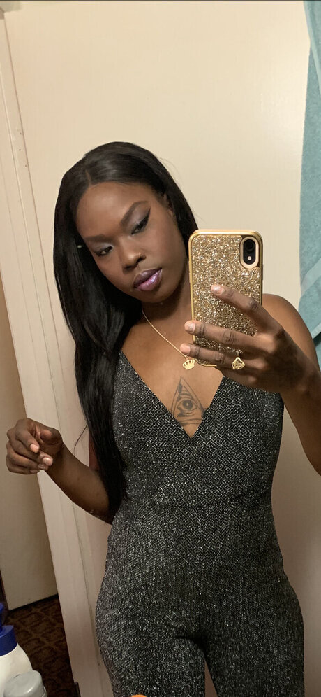 Dorthia Winter xxx actress pics