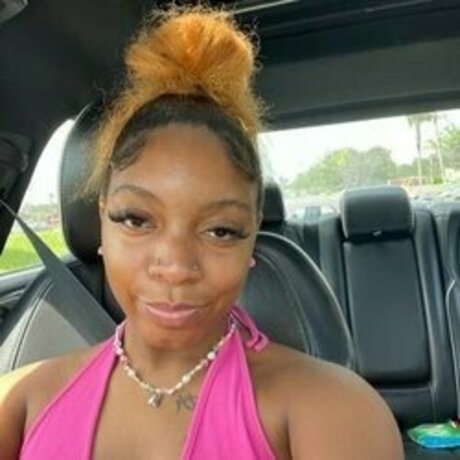 ms bandzz_ star hot photo