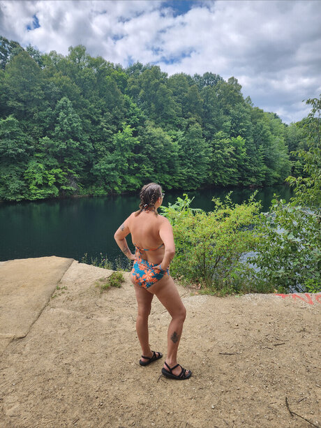 KrystalKunt naked actress pictures