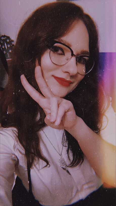 Felice Fil model naked pic