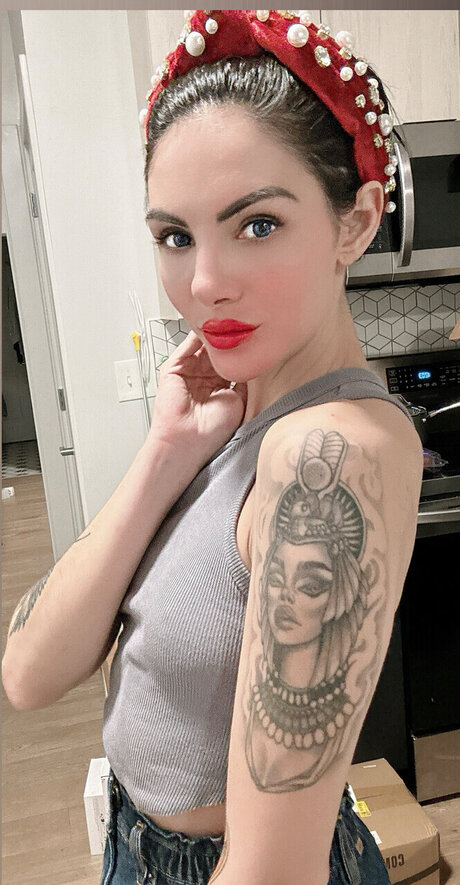 Goddess Sirene model high quality picture