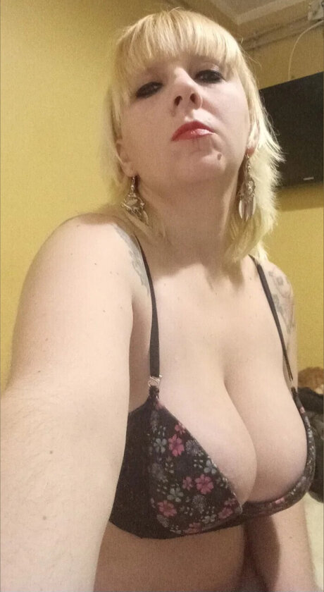 Ana Pometti star top img