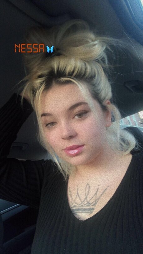 Xoxonessa top actress pictures