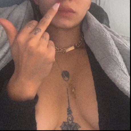 Shae Butter erotic pornstar gallery