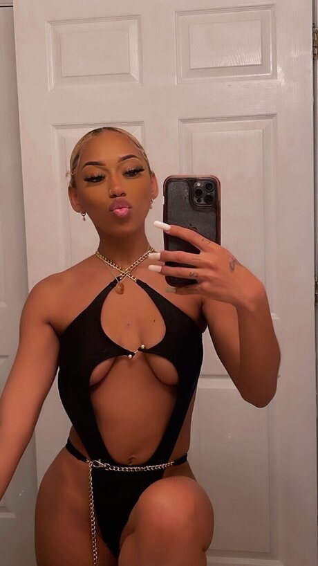 Foreign 4Rarri star xxx picture