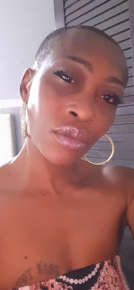 u3690988 erotic model gallery