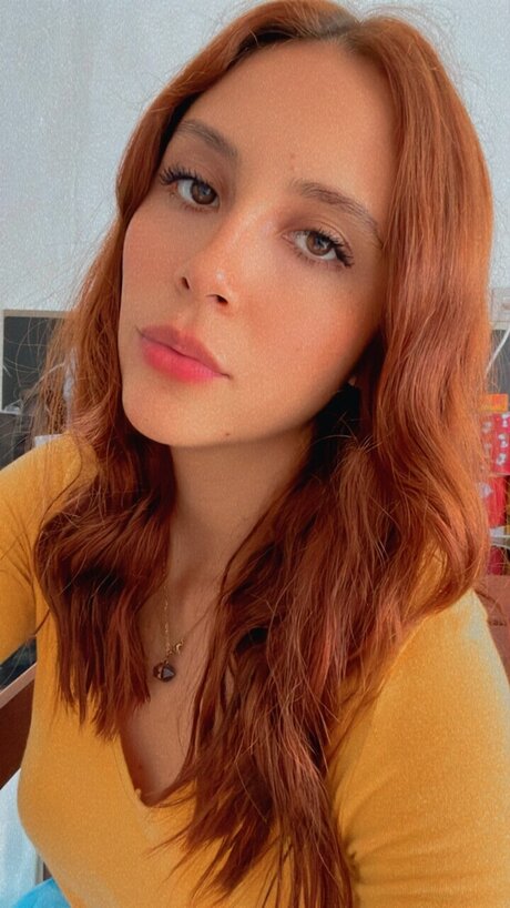 Idhy Naguez beautiful pornstar photo