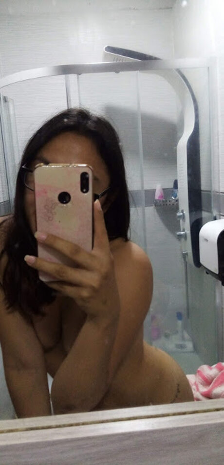 G nesis_ nude pornstar pic