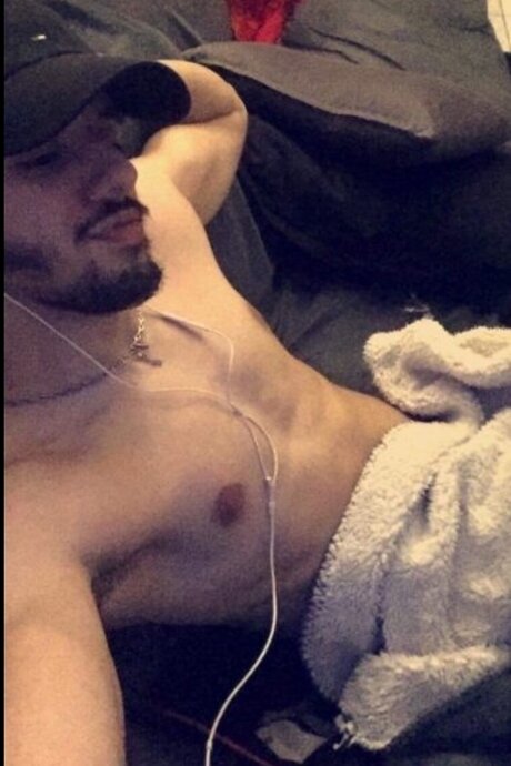 MA TRE REBEU_ pornstar pics