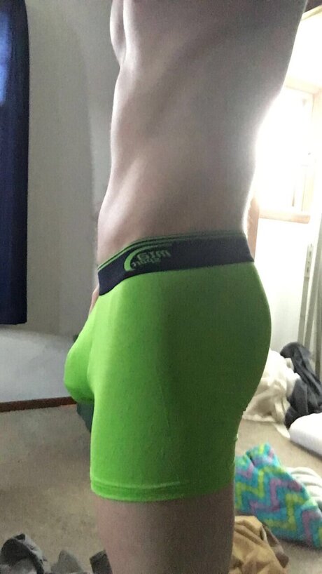 Sleazmeister model sexy picture