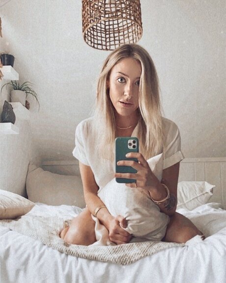 Lauren Matthews porn star image