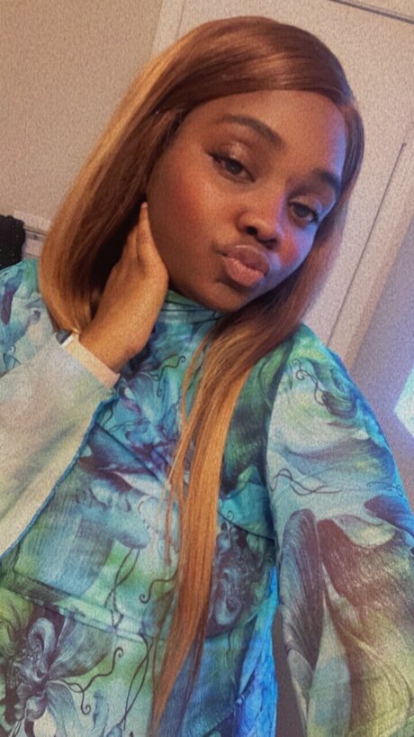 CakedUpCaela pornstar sex img