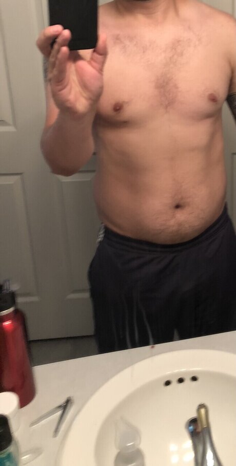 Nothereforlong85 pornstar nude image