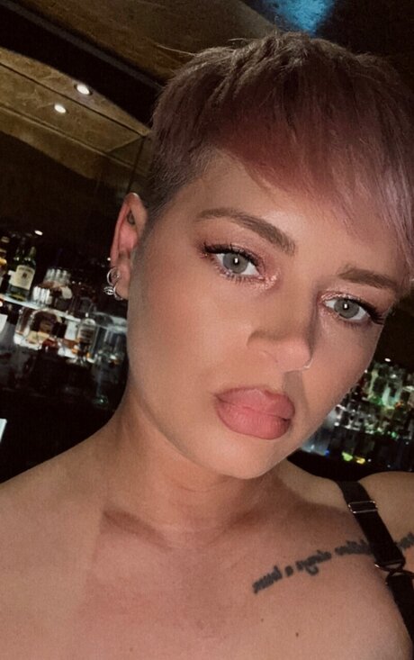 wife milf onlyfans top image